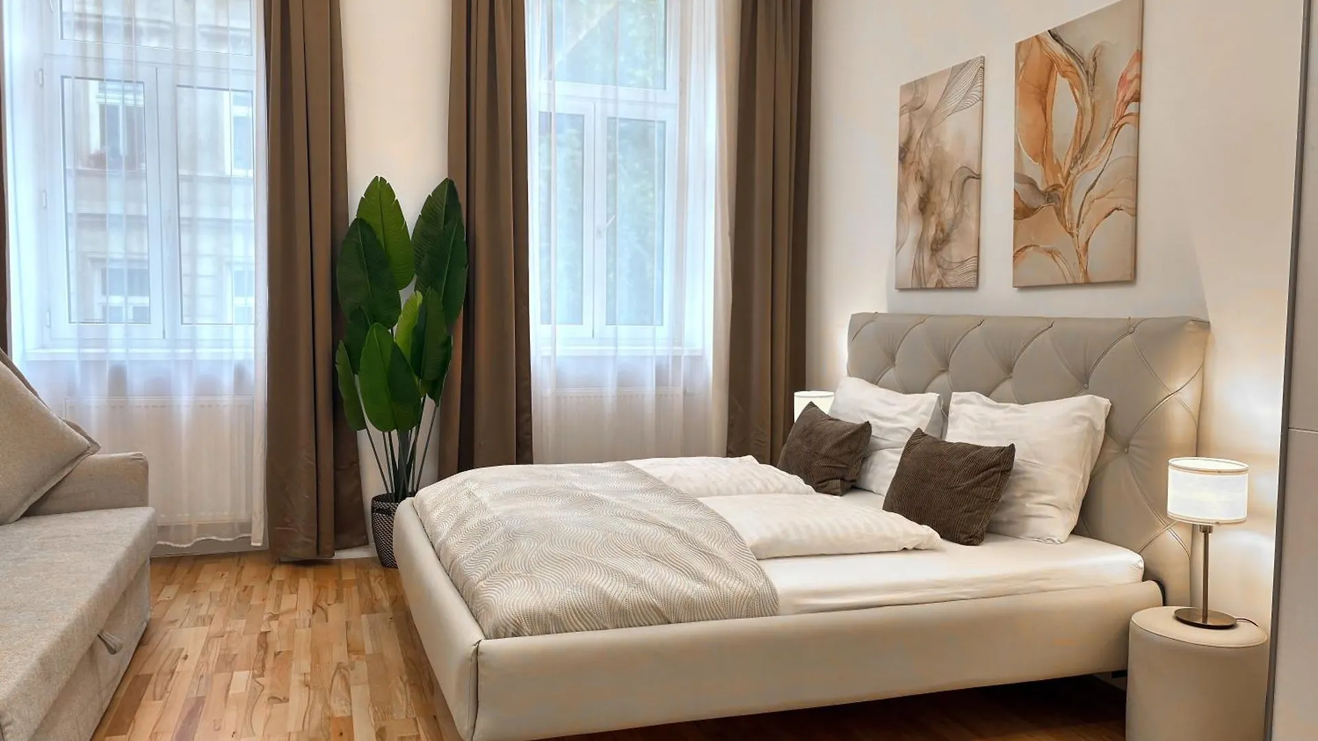 Apartment Close To Schoenbrunn I Bright Flat, Fast Wifi Vienna